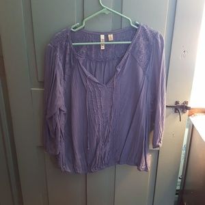 3/4 sleeve shirt